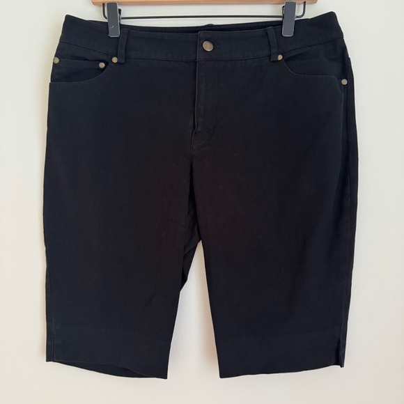 Eric Pants - Eric Black Bermuda Shorts Women’s Size 12‎ Stretch Cotton Blend